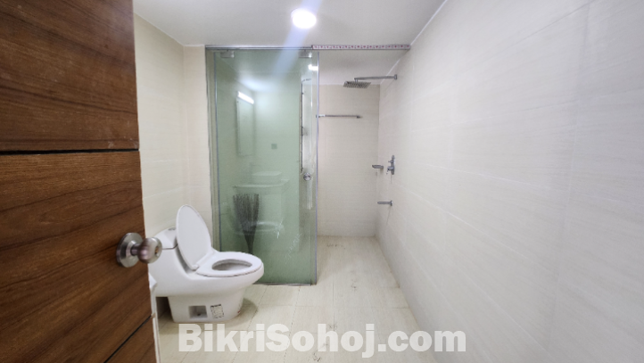Rupayan City Uttara Luxurious Flat For Rent